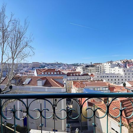 Central & Calm With Great View Lisbon Exterior photo
